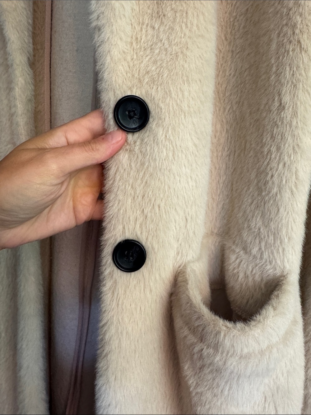 Insanely Soft Off White Cream Cozy Faux-Fur Long Coat - Picture 3 of 9